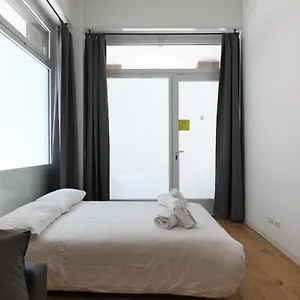 Primopiano - La Malfa Flats Appartamento Milano